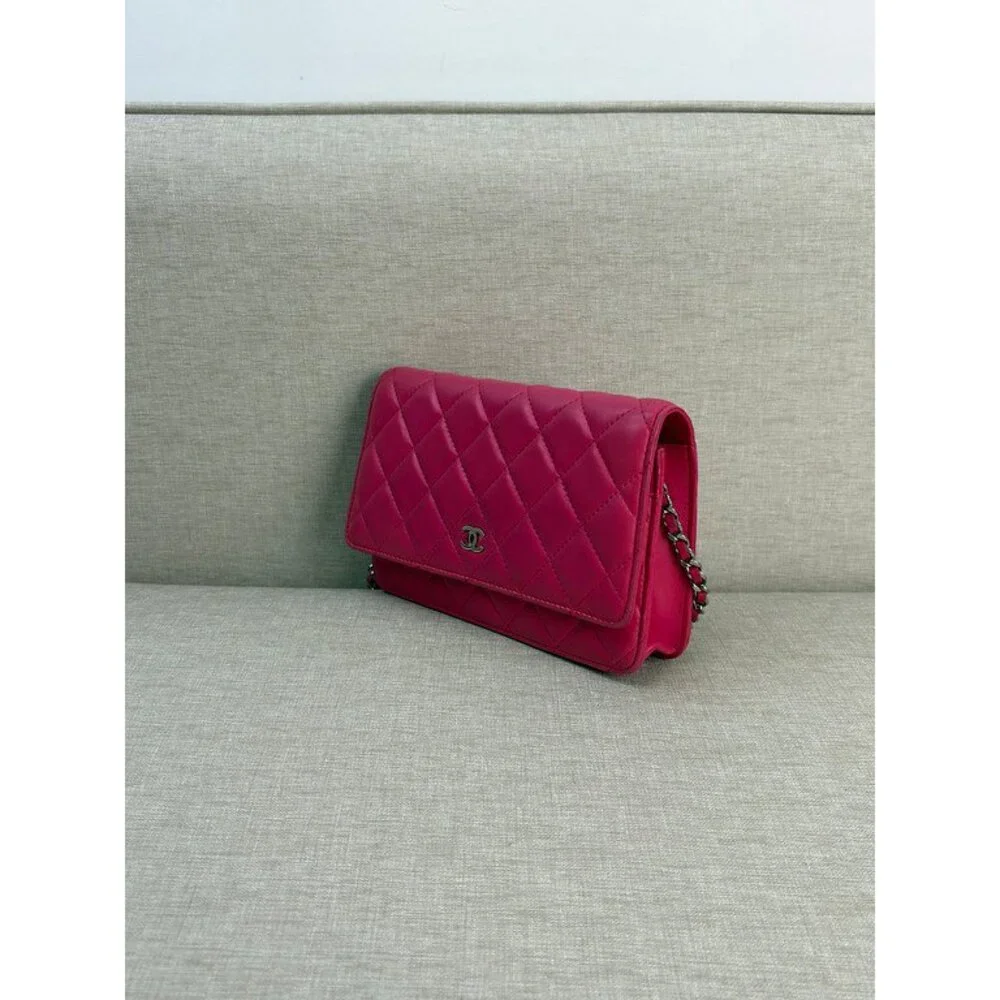 CHANEL 100% authentic